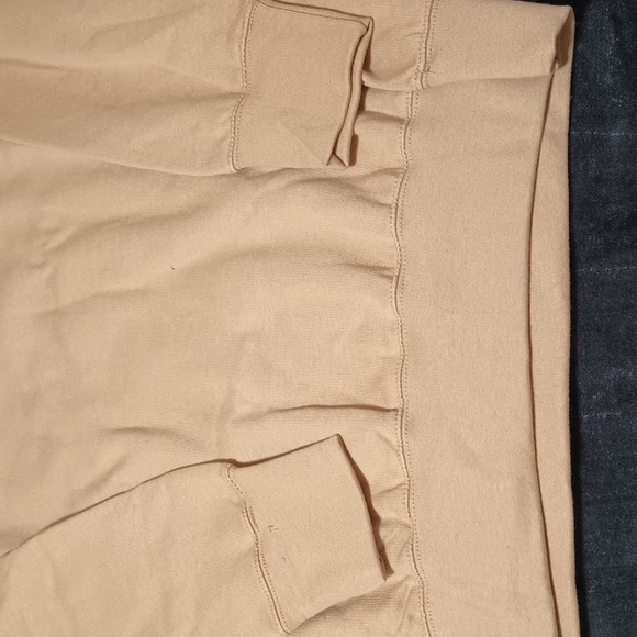 Women's sweatshirt XL NWOT LOVE IN Faith - Picture 4 of 5